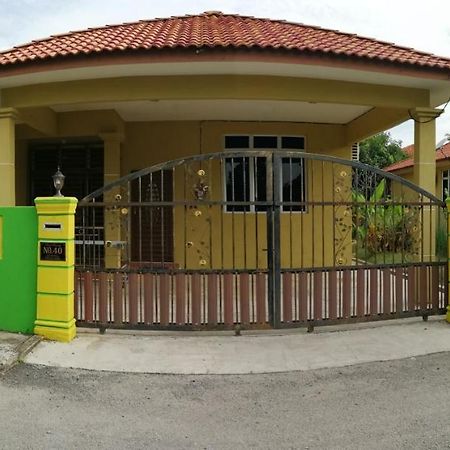 Assyifa Homestay Dungun Exterior foto