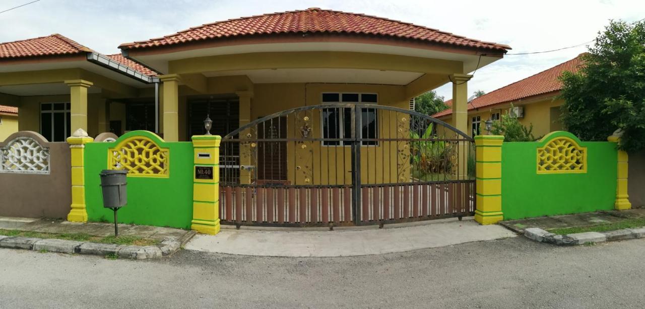 Assyifa Homestay Dungun Exterior foto